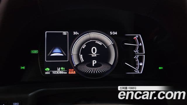 Lexus ES300h 2019 — Şəkil 25/40