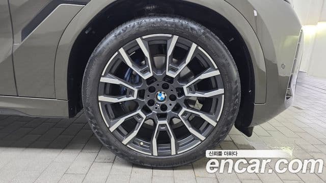 BMW X6 2024 — Photo 29/32