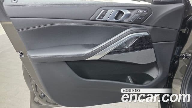 BMW X6 2024 — Photo 13/32