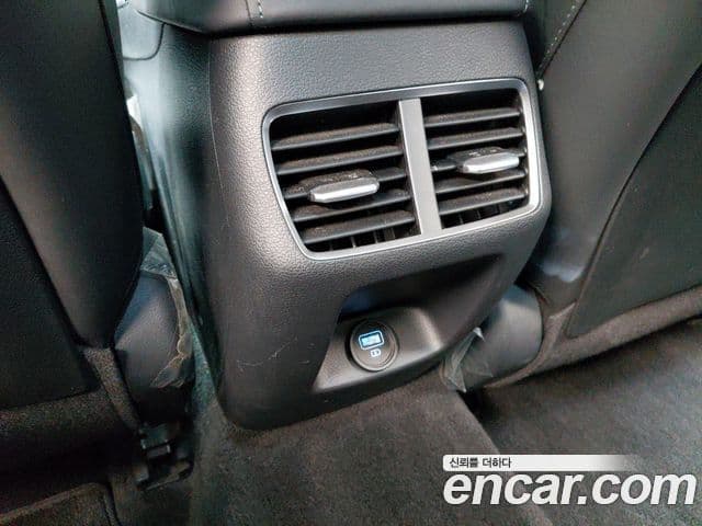 Hyundai Sonata Hybrid 2022 — Şəkil 9/32