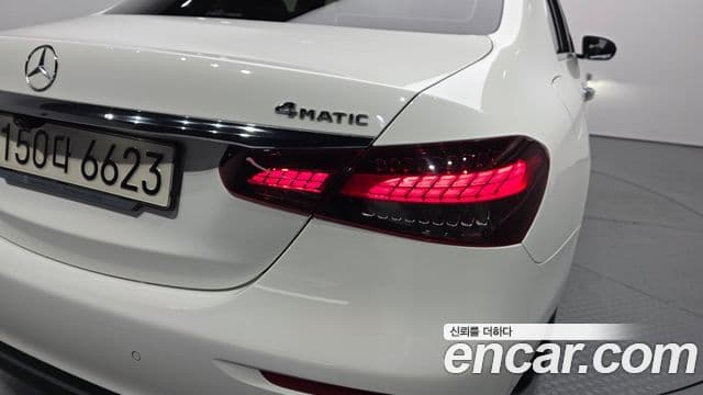 Mercedes-Benz E-Class 2021 — Şəkil 10/32