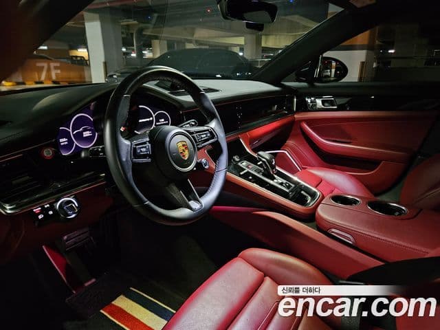 Porsche Panamera 2021 — Photo 4/19