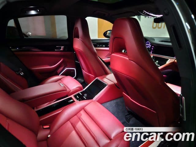 Porsche Panamera 2021 — Photo 9/19