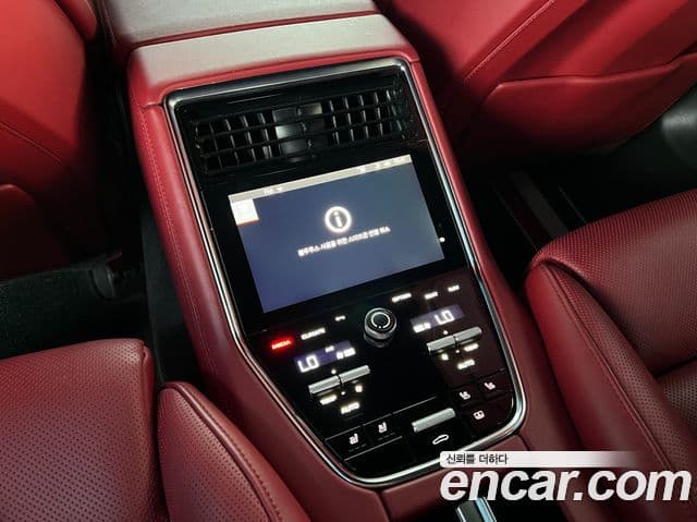 Porsche Panamera 2021 — Photo 14/19