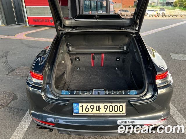 Porsche Panamera 2021 — Photo 16/19