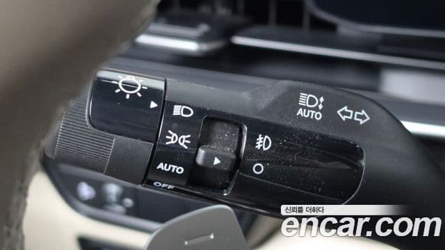 Kia Carnival 2024 — Şəkil 35/41