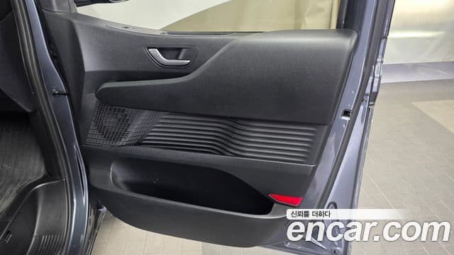 Hyundai Staria 2022 — Şəkil 20/33