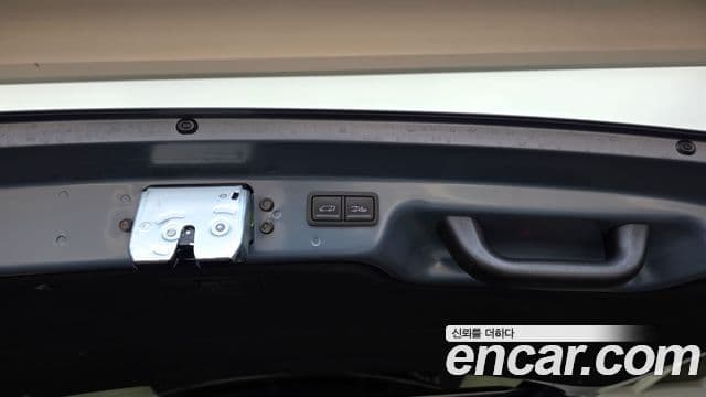 Hyundai Staria 2022 — Şəkil 16/33