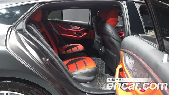 Mercedes-Benz AMG GT 2024 — Photo 4/33