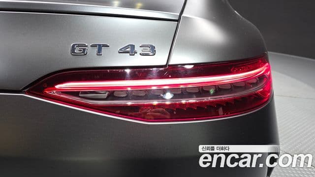 Mercedes-Benz AMG GT 2024 — Photo 21/33