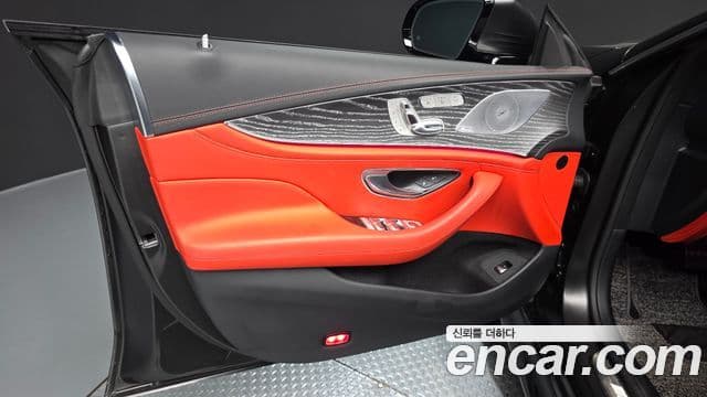Mercedes-Benz AMG GT 2024 — Photo 17/33