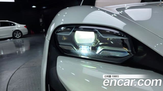 Porsche Taycan 2024 — ფოტო 24/35