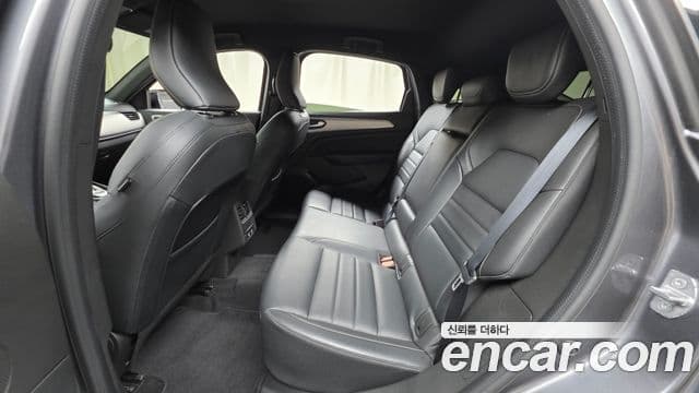 Renault Samsung Arkana 2024 — Фото 12/20