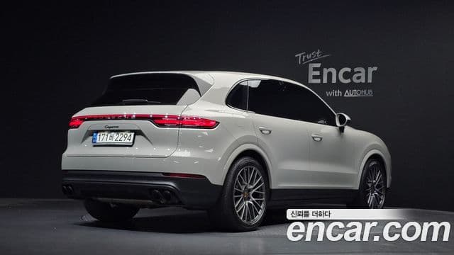 Porsche Cayenne 2022 — Şəkil 8/34