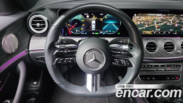 Mercedes-Benz E-Class 2022 — Фото 13/20