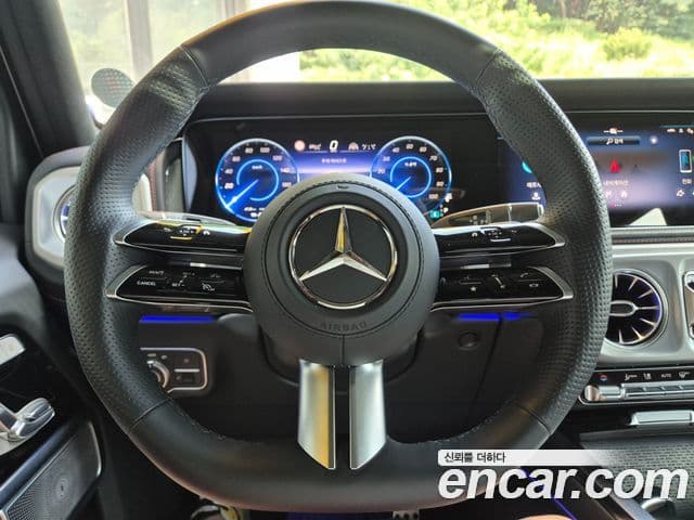 Mercedes-Benz G-Class 2025 — ფოტო 10/17