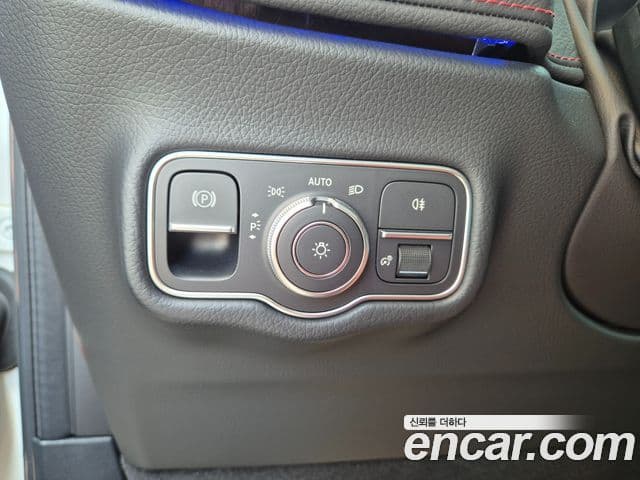 Mercedes-Benz G-Class 2025 — ფოტო 1/17