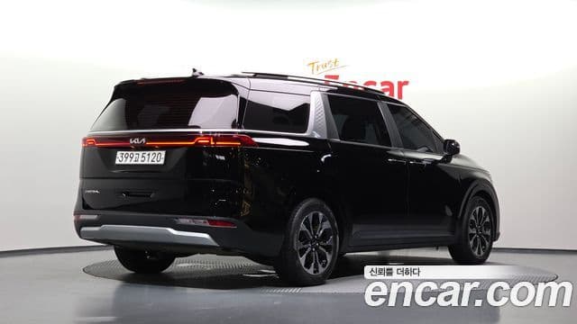 Kia Carnival 2022 — Фото 2/20