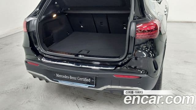 Mercedes-Benz EQA 2025 — ფოტო 18/18