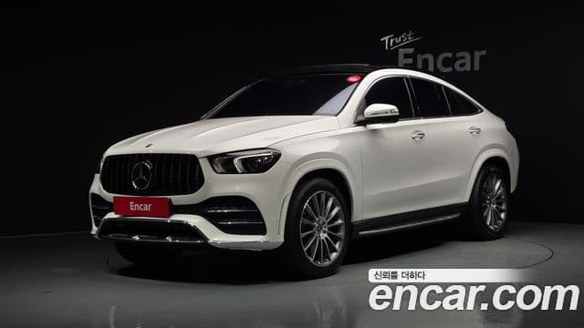 Mercedes-Benz GLE-Class 2023 — Photo 17/20