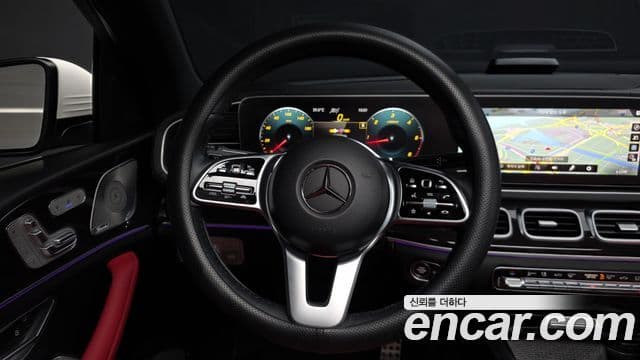 Mercedes-Benz GLE-Class 2023 — Photo 19/20