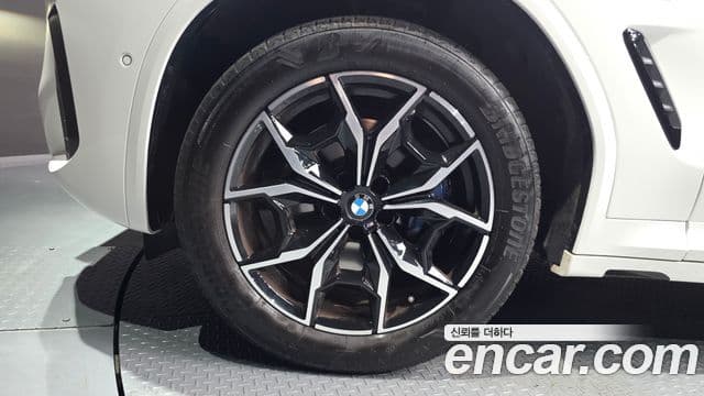 BMW X3 2024 — Photo 10/20