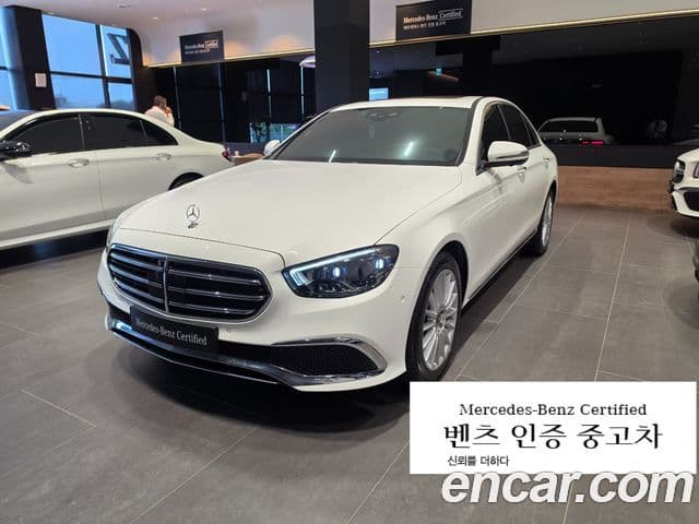 Mercedes-Benz E-Class 2023 — Фото 1/1