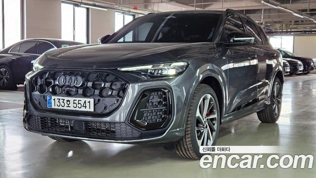 Audi Q5 2025 — Photo 7/18