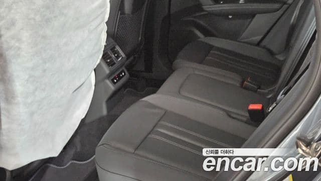 Audi Q5 2025 — Photo 17/18