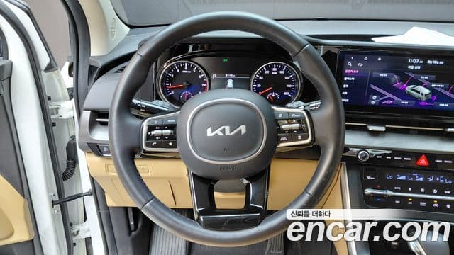 Kia Carnival 2022 — Фото 13/20