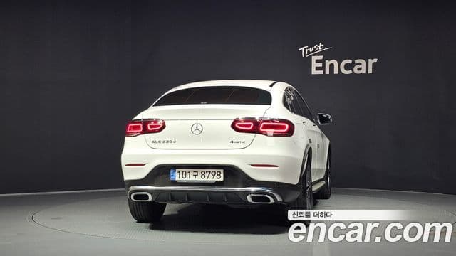 Mercedes-Benz GLC-Class 2021 — ფოტო 13/20