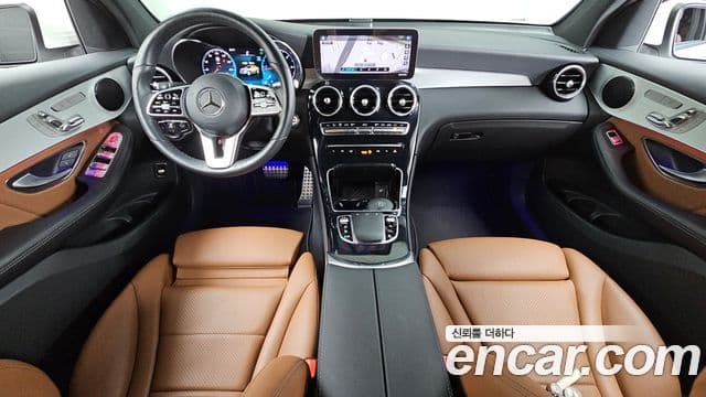 Mercedes-Benz GLC-Class 2021 — ფოტო 14/20