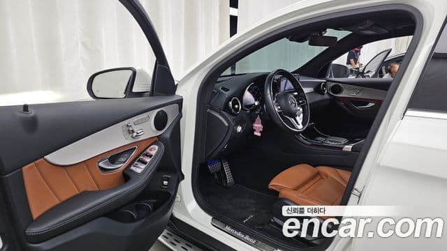 Mercedes-Benz GLC-Class 2021 — ფოტო 18/20