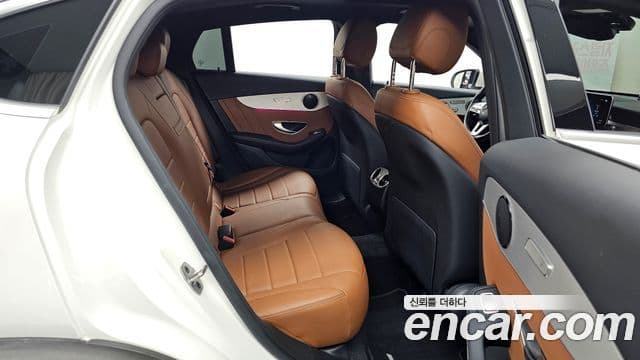 Mercedes-Benz GLC-Class 2021 — ფოტო 2/20