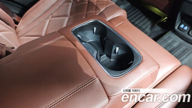 Genesis GV80 2024 — Şəkil 28/32