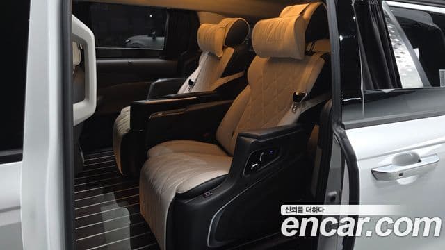 Kia Carnival 2025 — Фото 11/20