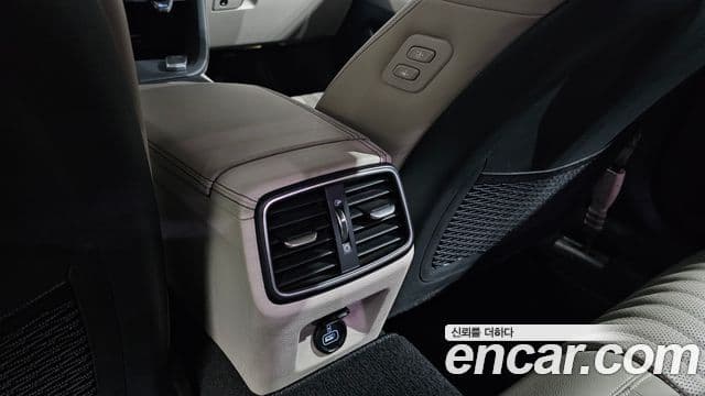 Genesis G70 2019 — Şəkil 9/33