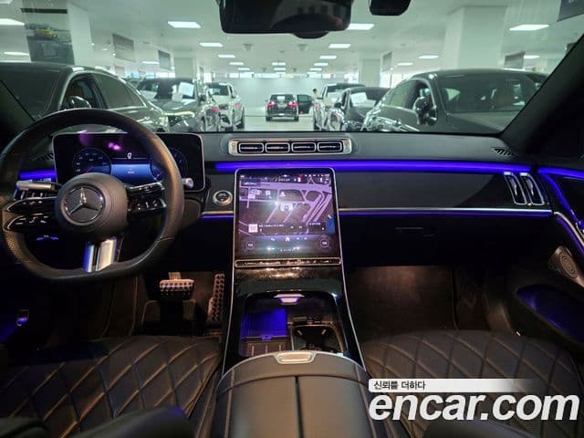 Mercedes-Benz S-Class 2021 — Photo 17/18