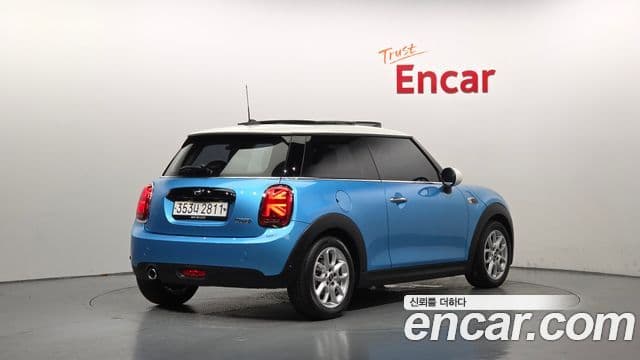 Mini Cooper 2019 — Photo 18/20