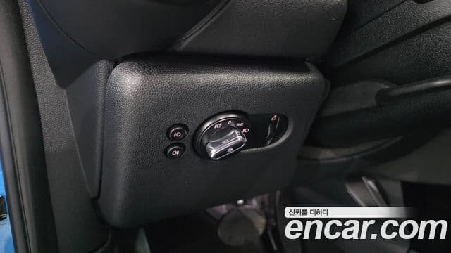 Mini Cooper 2019 — Photo 13/20