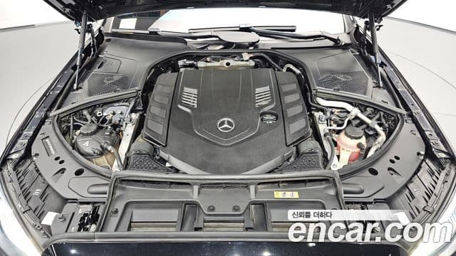 Mercedes-Benz S-Class 2023 — Photo 22/35