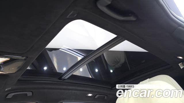 BMW X7 2022 — Photo 22/31