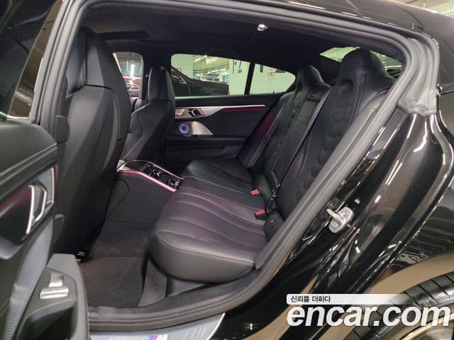 BMW 8 Series 2026 — Photo 2/20