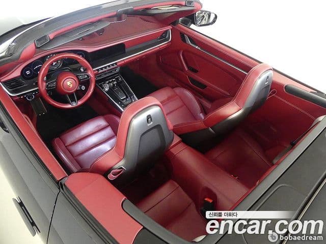 Porsche 911 2020 — Photo 11/20