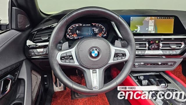 BMW Z4 2025 — Photo 8/20