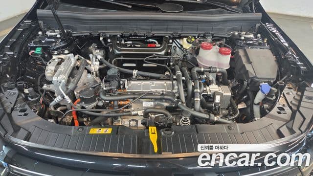 Mercedes-Benz EQB 2025 — ფოტო 13/20