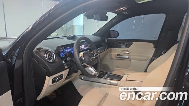 Mercedes-Benz EQB 2025 — ფოტო 15/20