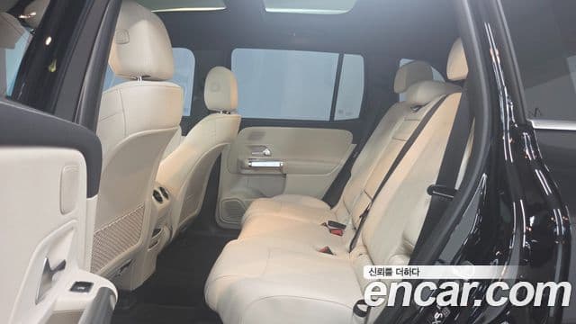 Mercedes-Benz EQB 2025 — ფოტო 2/20