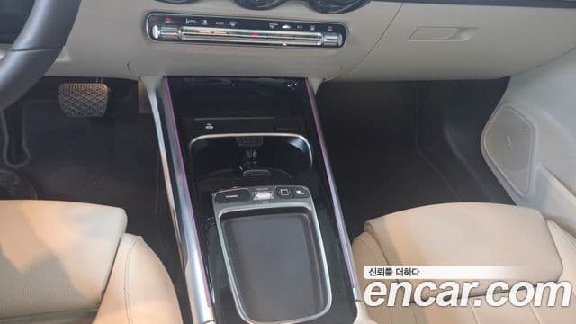 Mercedes-Benz EQB 2025 — ფოტო 20/20