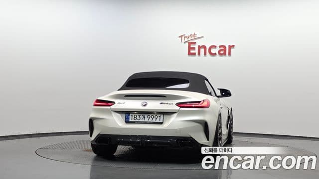 BMW Z4 2021 — Photo 19/33